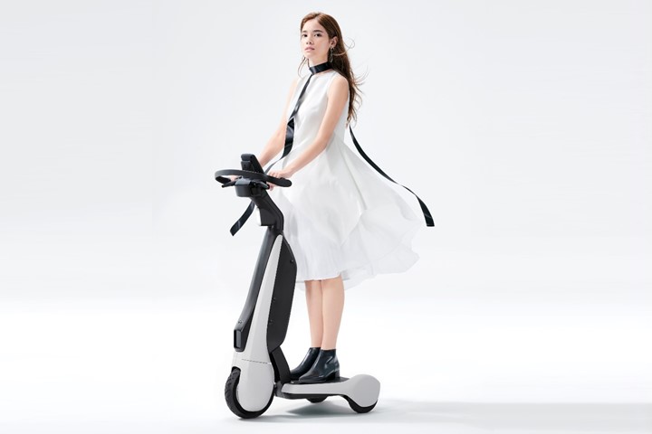 カズミ c walk T トヨタ C+walk T | トヨタ自動車WEBサイト